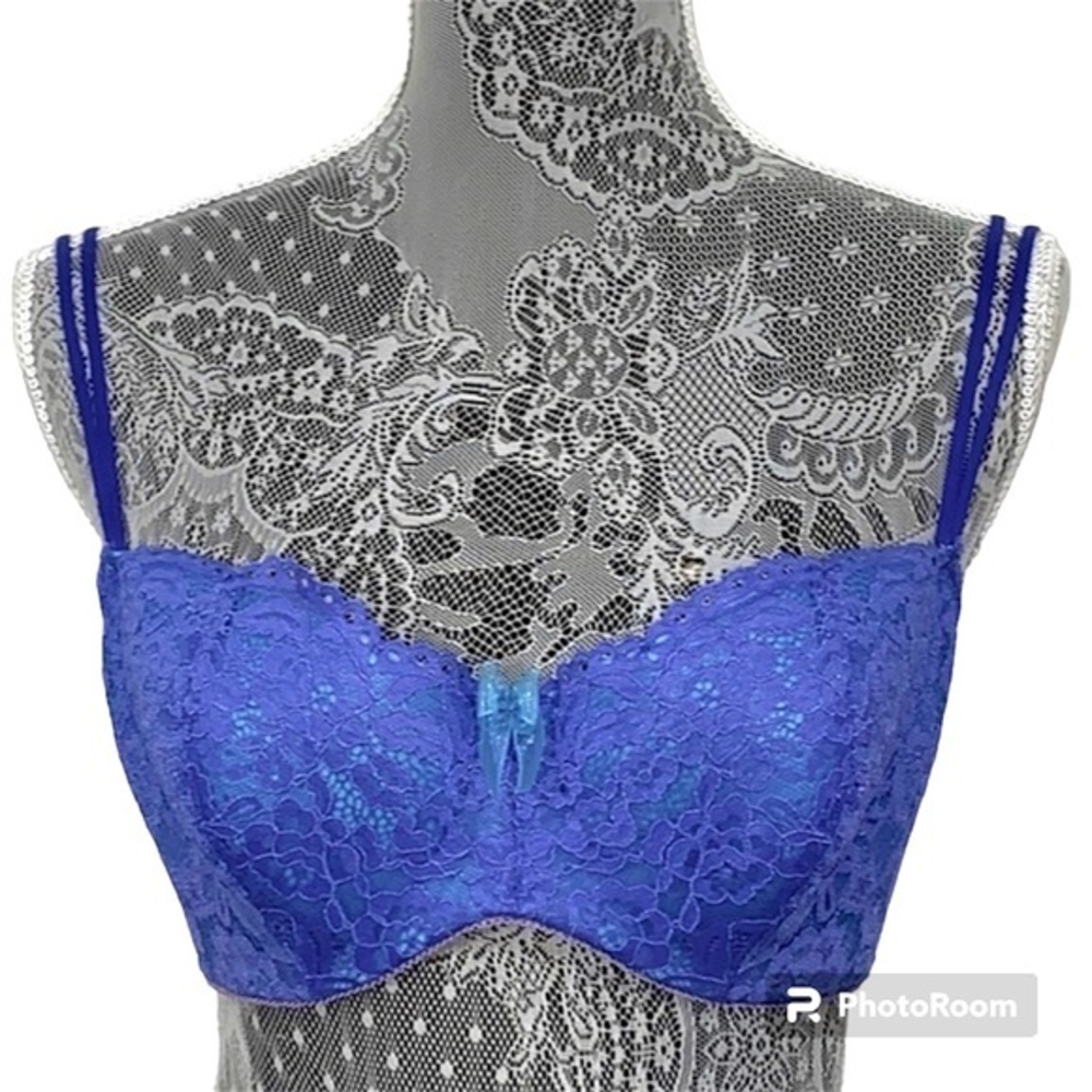 b.tempt’d purple & aqua blue lace‎ bra.  36D. Underwire. Lightly lined. EUC